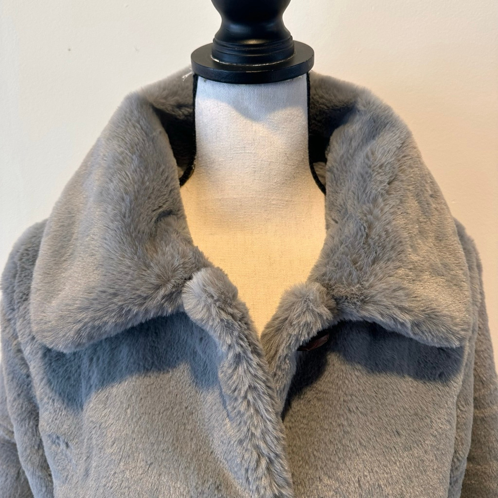 Fat Face (UK) Silver-Grey Faux Fur Jacket | Y2K Minimal Luxe Coat | US 8/ UK 12 - Picture 5 of 13